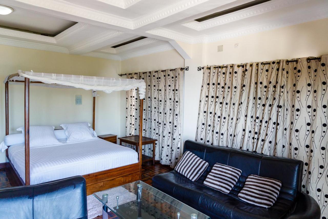 Hotel Melrose ซัมบาวา ภายนอก รูปภาพ